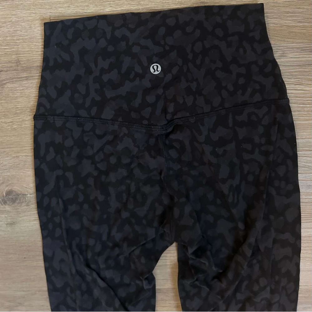 lululemon cheetah print size 4 align leggings